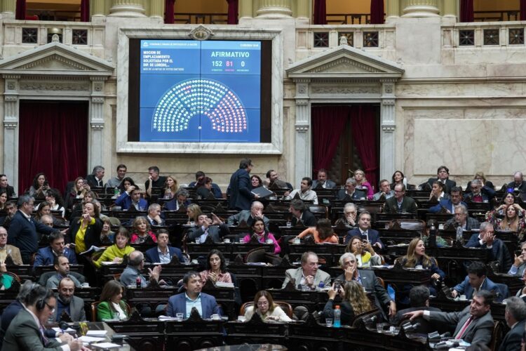 La oposición logró imponer un cronograma para dictaminar el presupuesto universitario y el FONID