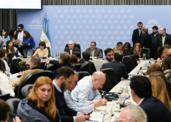 Diputados y sindicatos coinciden en el reclamo por más presupuesto educativo