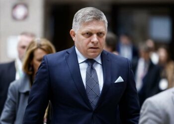 El premier eslovaco está en estado crítico tras ser atacado