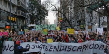 Marcha en Córdoba contra la desregulación de las prestaciones para discapacidad