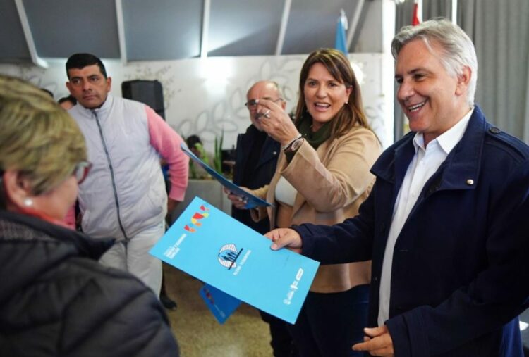 Llaryora anunció la construcción de obras en el departamento Unión.