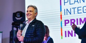 Llaryora puso en marcha el Plan Integral para la Primera Infancia