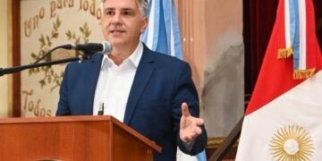 Llaryora reiteró la necesidad de retomar obras paralizadas por Milei