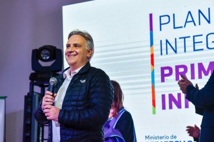 Llaryora suspendió la negociación con la UEPC