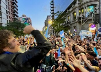 Milei cambiaría el «Pacto de Mayo» al «Acto de Mayo» dejando afuera a los gobernadores