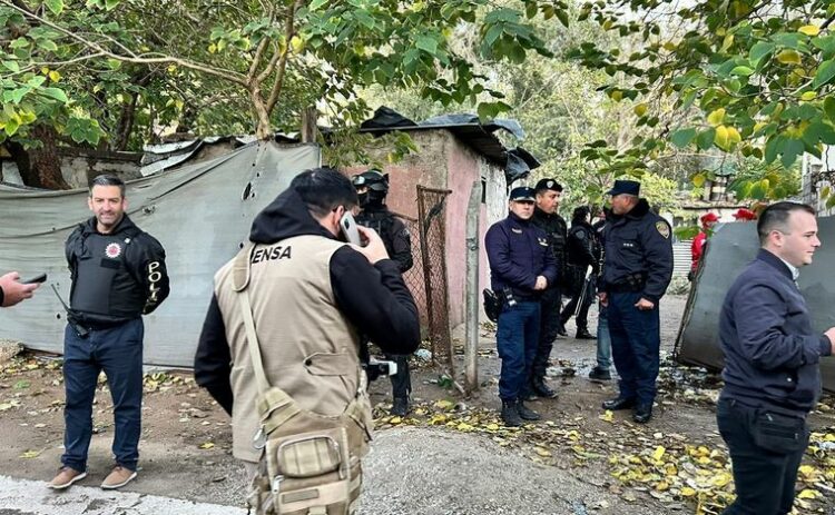 Una quincena de detenidos tras un operativo en Villa La Tela