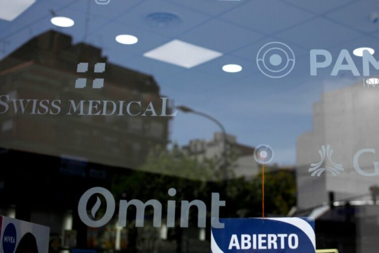 Las prepagas devolverán la deuda a sus afiliados en cuotas
