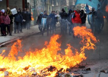 Liberaron a la jubilada y a la docente aprehendidas durante el acto de Milei