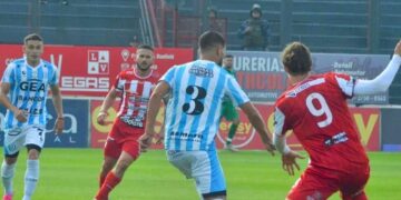 Racing no pasó del cero en su visita a Remedios de Escalada
