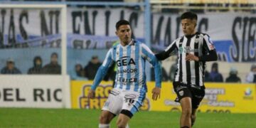 Racing cayó en Nueva Italia