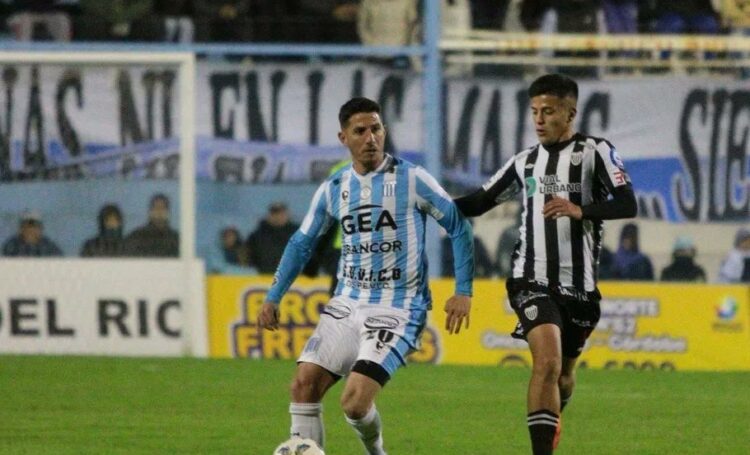 Racing cayó en Nueva Italia