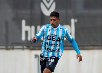 A Racing se le escapó en la última