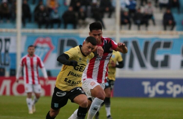 Racing cayó en el Miguel Sancho ante San Martín de Tucumán