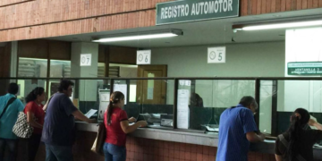 El Gobierno anunció que reducirá el 40% de los Registros del Automotor