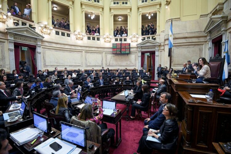 Los “aliados” impulsan cambios en la Ley Bases y el plan fiscal