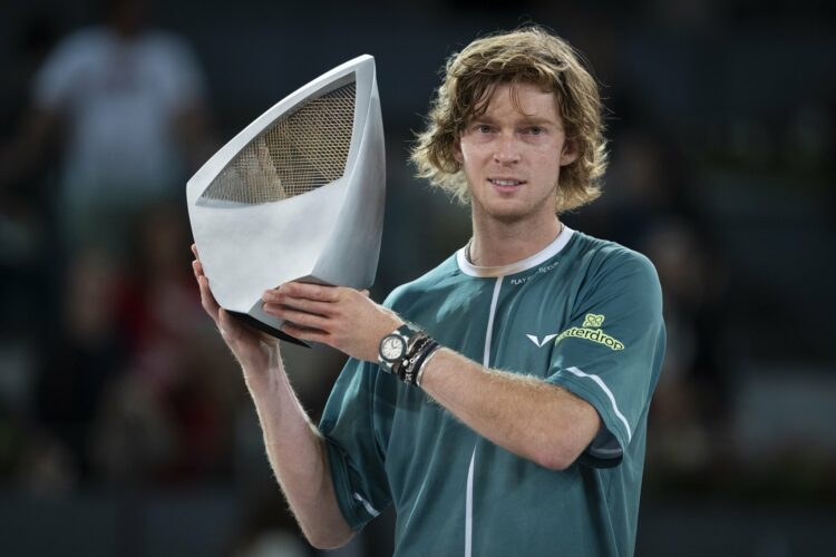 Rublev, tras campeonar: “Dentro de mí solo hay medicación”