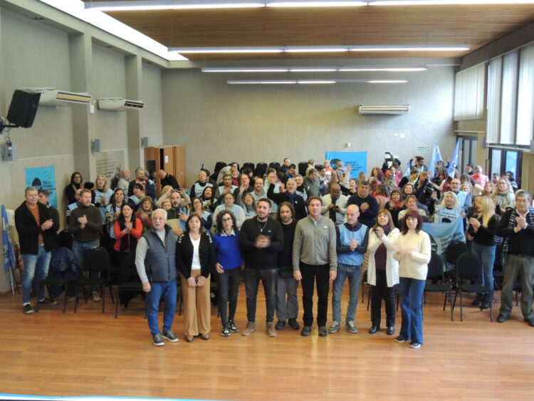 La UEPC y Adiuc acusaron al Gobierno nacional de "desinteresarse por los docentes y jubilados"