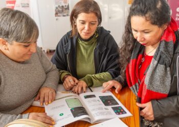 Crearon un manual de apoyo digital para adultos mayores