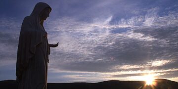 El papa cambia la manera en que la Iglesia evaluará las manifestaciones de la Virgen