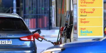Nuevo aumento en las naftas y el gasoil: cuánto pasará a costar el litro