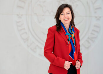 El FMI instó al Gobierno a ampliar el apoyo político para aplicar reformas macroeconómicas