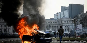 Los detenidos por los destrozos frente al Congreso serán investigados por la Justicia Federal
