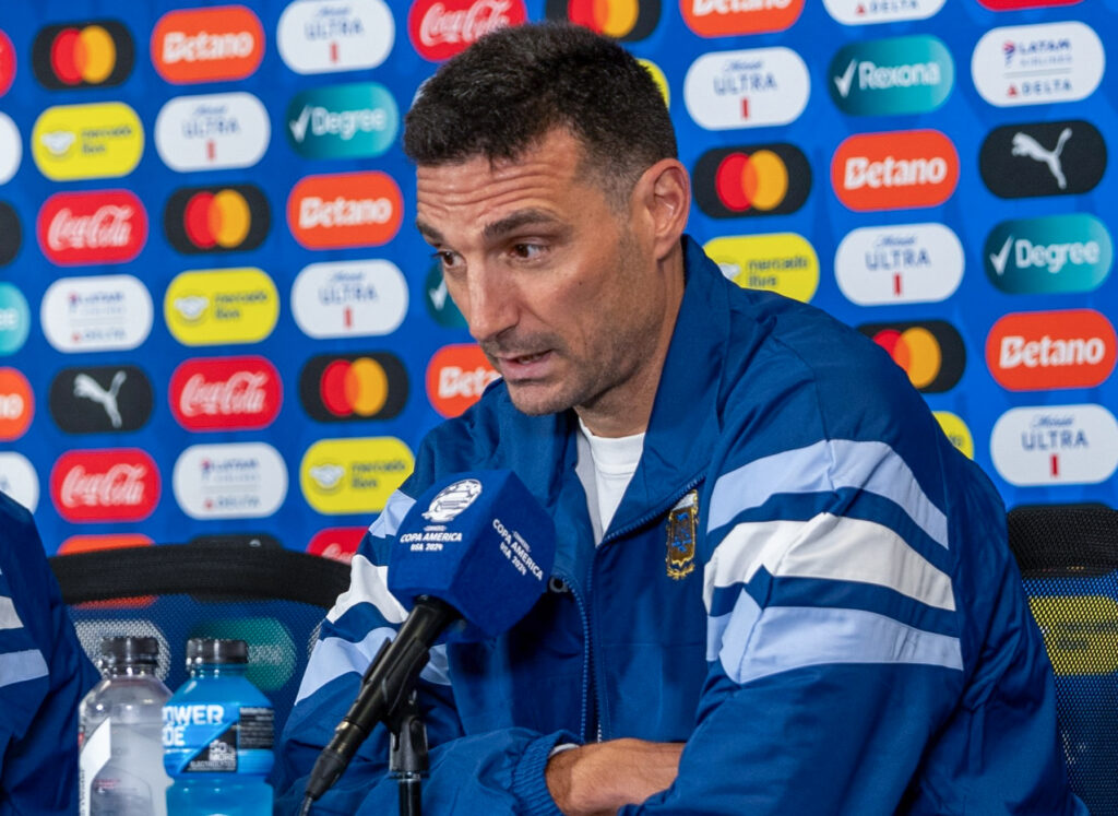 Scaloni confirmó que ya tiene el equipo para enfrentar a Chile: "Veremos si hacemos un retoque"