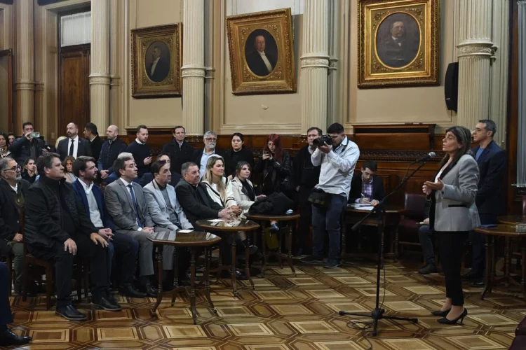 Intendentes presentaron un proyecto para la creación de un fondo de compensaciones para el transporte