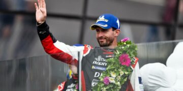 “Pechito” López arrancó último y terminó segundo en Le Mans