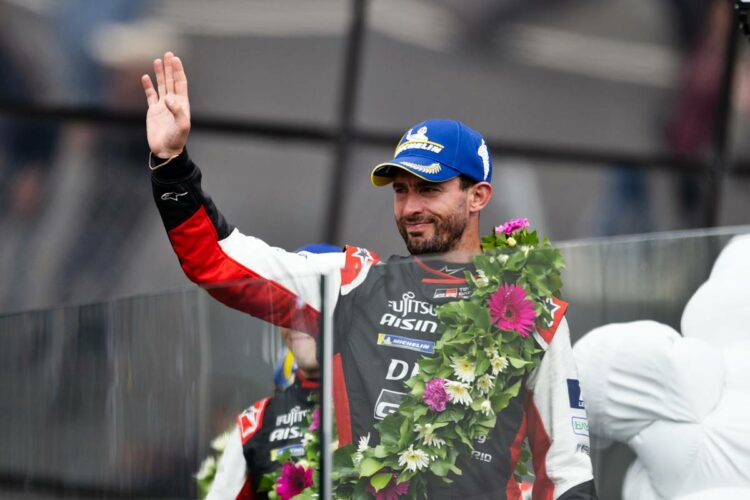 “Pechito” López arrancó último y terminó segundo en Le Mans