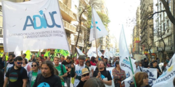 Comenzó el paro universitario por 48 horas en Córdoba y el país