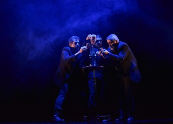 Una puesta que realza la historia de los ignorados