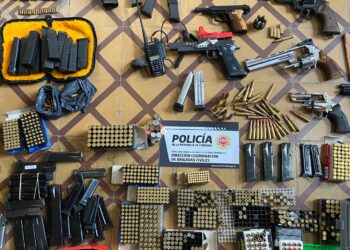 Encontraron un arsenal en una casa de barrio General Bustos
