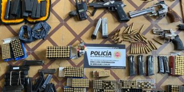 Encontraron un arsenal en una casa de barrio General Bustos