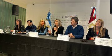 Legisladores debatieron sobre los peligros del juego en línea en niños y adolescentes