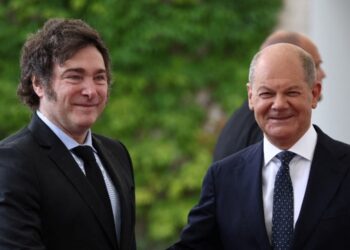 Scholz recibió a Milei, que logró exhibir una reunión importante