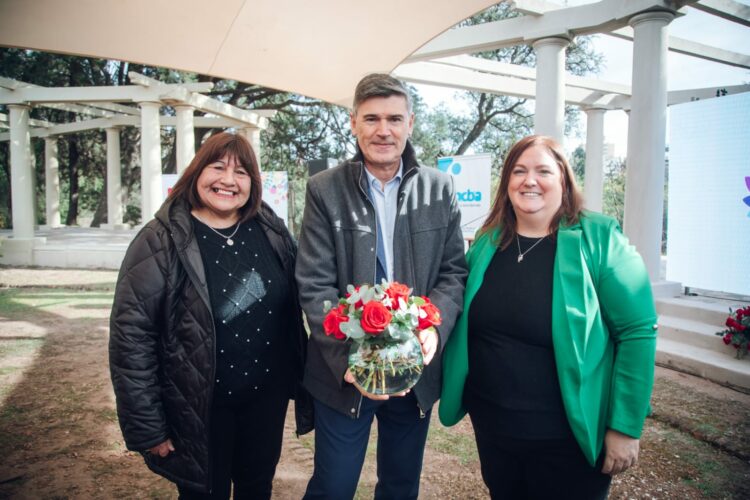 Córdoba producirá flores para abastecer al mercado local y generar empleo