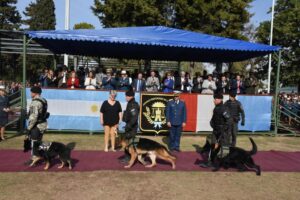 Tras 8 años de trabajo con las fuerzas penitenciarias, se jubiló Inca, la agente canina