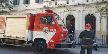 Cinco estudiantes intoxicados por una fuga de gas en un colegio de Córdoba