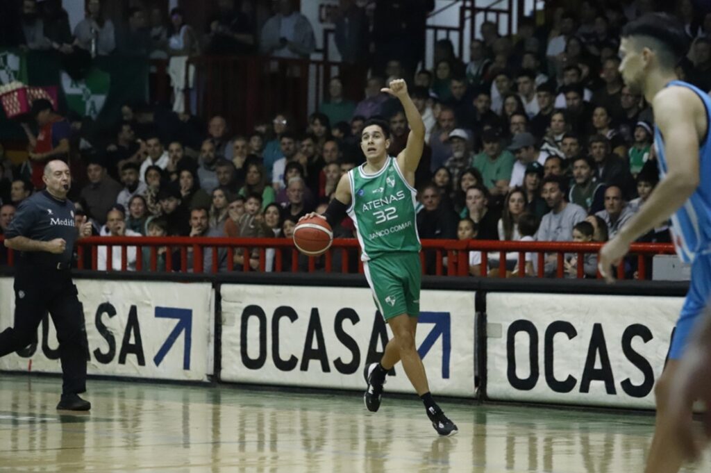 Buemo aseguró que el ascenso con Atenas fue de lo mejor de su carrera