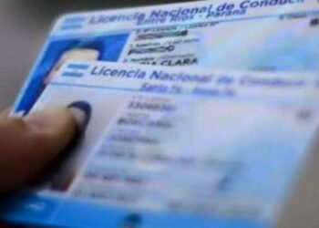 Extienden a dos años la validez de la licencia de conducir a mayores de 70