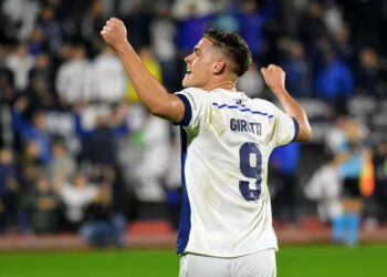 Talleres le ganó Colón y se metió a octavos de final