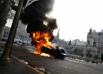 Para el Gobierno, la protesta en el Congreso fue un intento de «golpe de Estado»