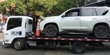 Oficialmente, el Gobierno permite a las aseguradoras seguir prestando el servicio de grúa