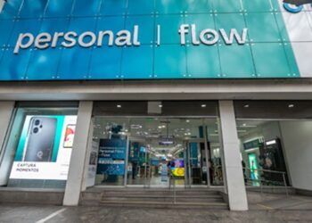Personal y Flow suman un nuevo espacio en su tienda convergente en la peatonal de Córdoba