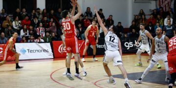 Instituto dio el primer paso en las semifinales