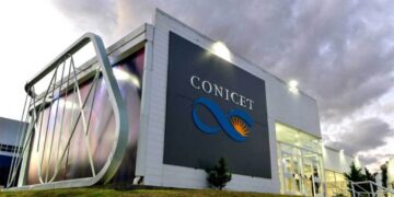 El presupuesto en ciencia y tecnología cayó un 24% interanual en lo que va de 2024
