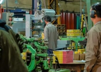 Relevamiento en Córdoba: una de cada cuatro industrias ya decidió despedir personal