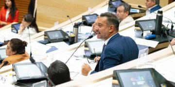 Siciliano criticó a la oposición por “decirle que no a todo”