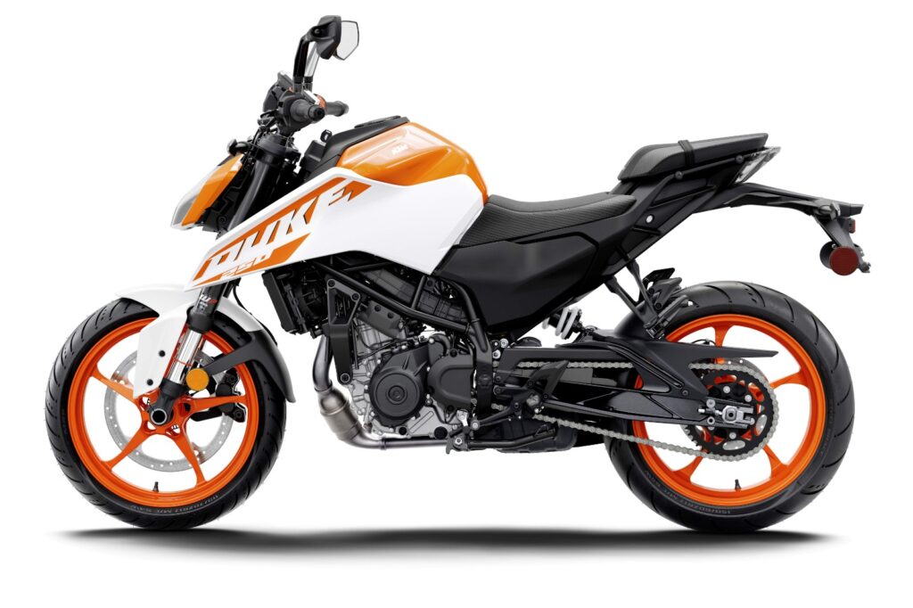 KTM revoluciona el segmento de motos Naked con la presentación de la KTM 250 Duke G3